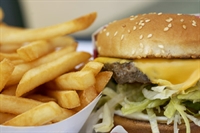 Only 16% of fast food entrees are free of phosphorus-containing additives, a study found.