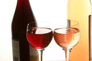 Moderate Drinking More Beneficial to Caucasians - Renal and Urology News