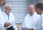 How to Comply with HIPAA How to Comply with HIPAA