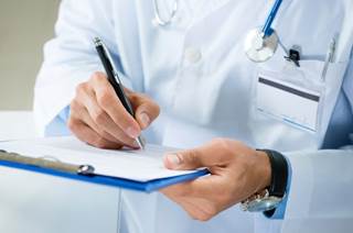 From 2004 to 2009, there was a marked increase in observation (watchful waiting and active surveillance) among men with low-risk prostate cancer. From 2004 to 2009, there was a marked increase in observation (watchful waiting and active surveillance) among men with low-risk prostate cancer.