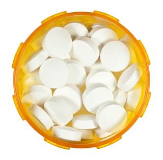 Medication adherence in patients with gout who are starting allopurinol therapy is poor, particularly in women, younger patients, and patients with fewer comorbidities. Medication adherence in patients with gout who are starting allopurinol therapy is poor, particularly in women, younger patients, and patients with fewer comorbidities.