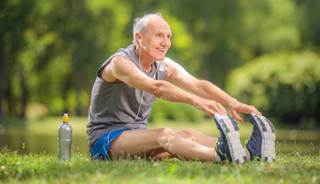 Seniors who engage in just 15 minutes of exercise per day were found to have a 22% lower risk of dying during the 10-year study period. Seniors who engage in just 15 minutes of exercise per day were found to have a 22% lower risk of dying during the 10-year study period.