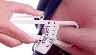 High and low body mass index are can cause renal hematoma for patients undergoing extracorporeal shock wave lithotripsy. High and low body mass index are can cause renal hematoma for patients undergoing extracorporeal shock wave lithotripsy.