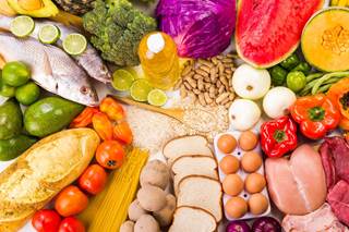 Isocaloric diets high in animal or plant protein allow similar improvements of metabolism and cardiovascular risk factors in T2DM patients. Isocaloric diets high in animal or plant protein allow similar improvements of metabolism and cardiovascular risk factors in T2DM patients.