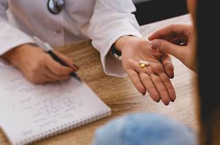 The use of anacetrapib resulted in a lower incidence of major coronary events than the use of placebo. The use of anacetrapib resulted in a lower incidence of major coronary events than the use of placebo.