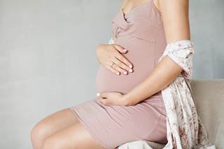 Women who have preeclampsia are at increased risk of chronic kidney disease post-pregnancy, especially within the first 5 years. Women who have preeclampsia are at increased risk of chronic kidney disease post-pregnancy, especially within the first 5 years.